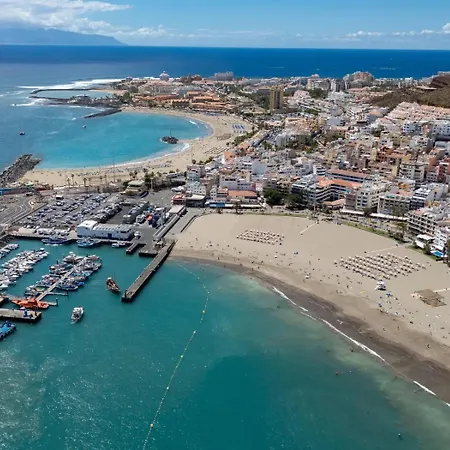 Karat Elegance Los Cristianos (Tenerife)